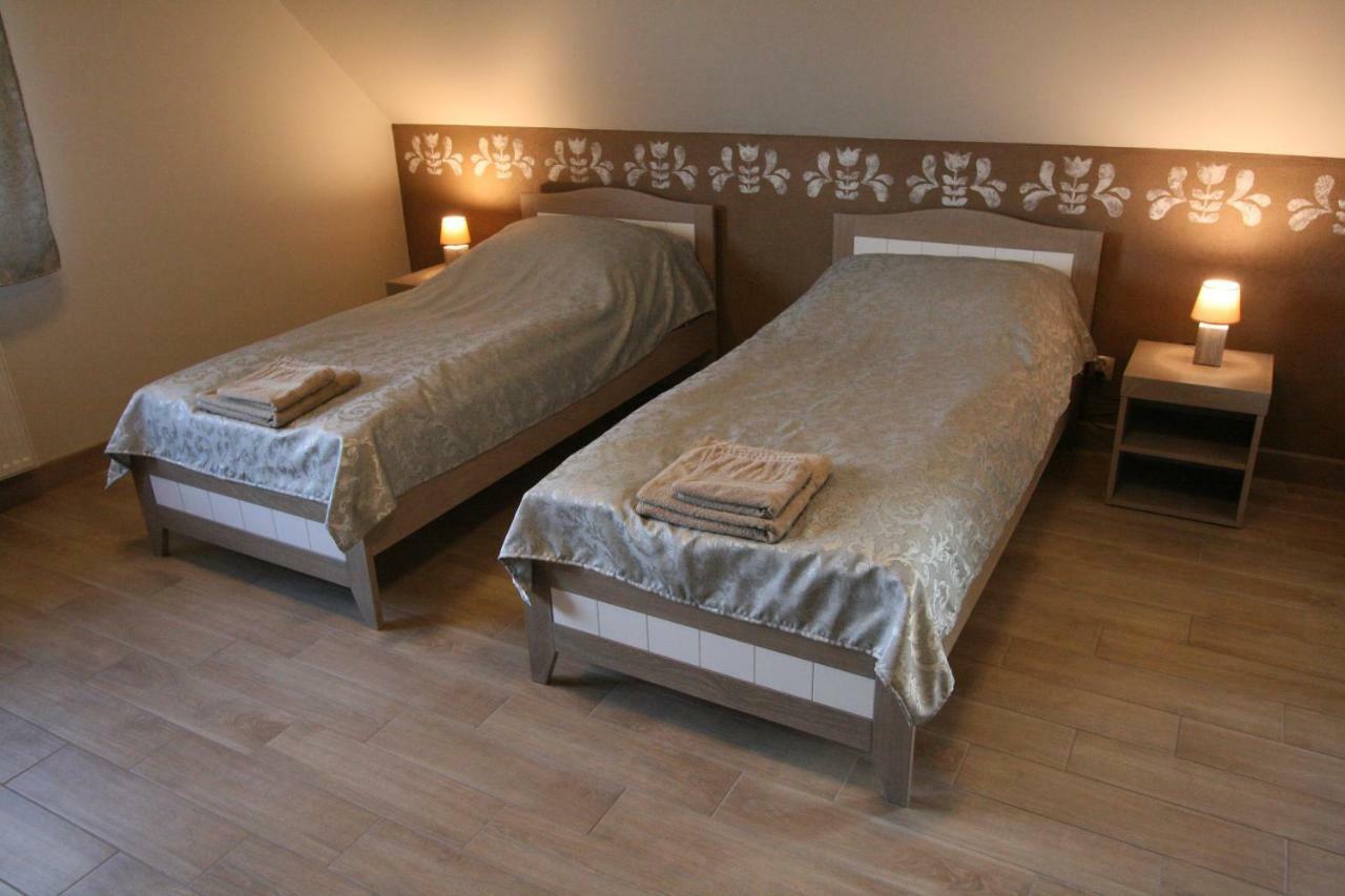 Noclegi Cameleon Słupca 외부 사진